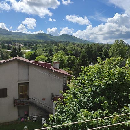 Casa Maria Castel Del Piano Appartamento Vista Montagna In Zona Centrale Экстерьер фото